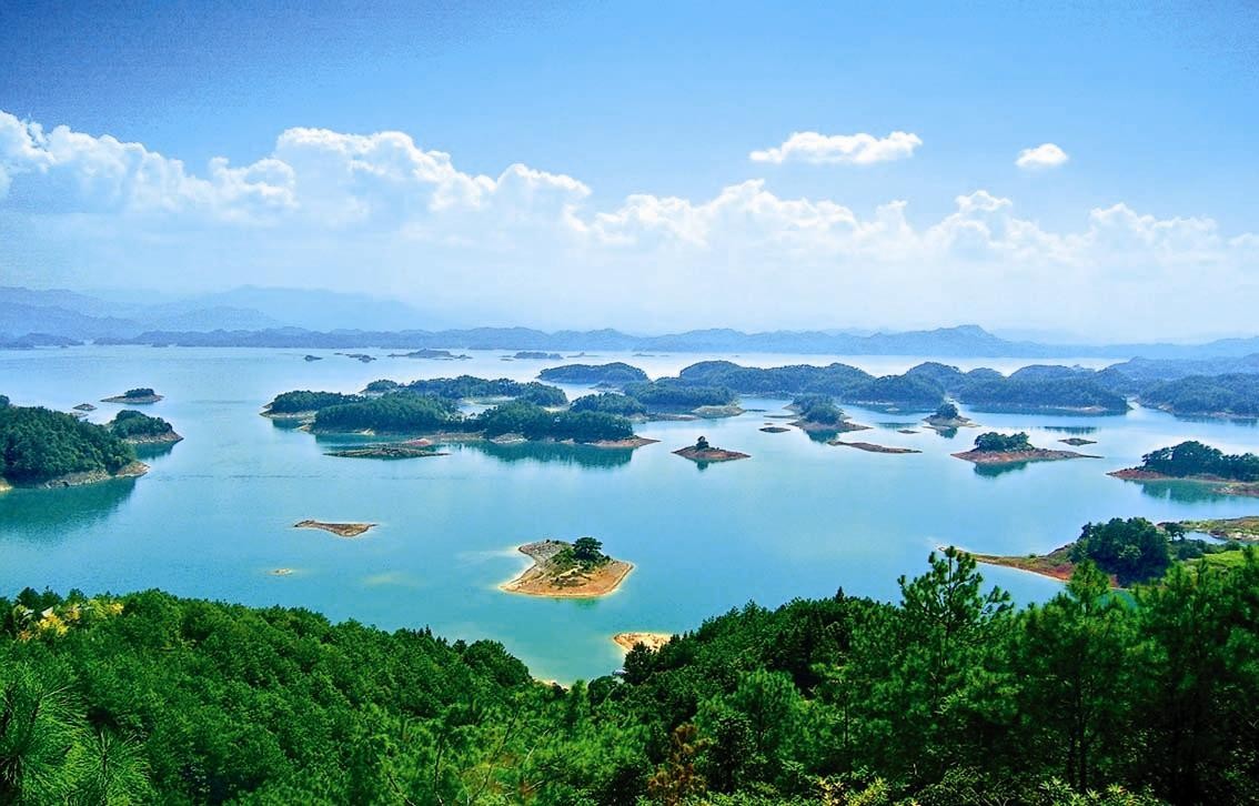 华东精华线路6日游(黄山、徽州、千岛湖、杭州、上海) 黄山-华东精华线路6日游(黄山、徽州、千岛湖、杭州、上海)